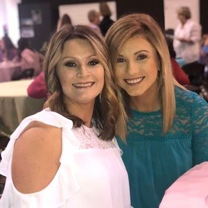 Meet your Posher, Mandy